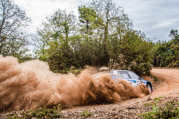 On Sale Rally Team: Ανεβάζει τον πήχη στον ελληνικό μηχανοκίνητο αθλητισμό.