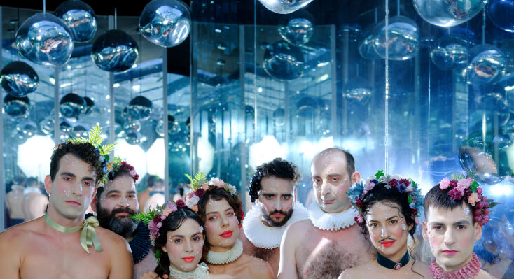 Ο θίασος της "Δωδέκατης νύχτας" που σκηνοθετεί ο Γιάννης Κακλέας