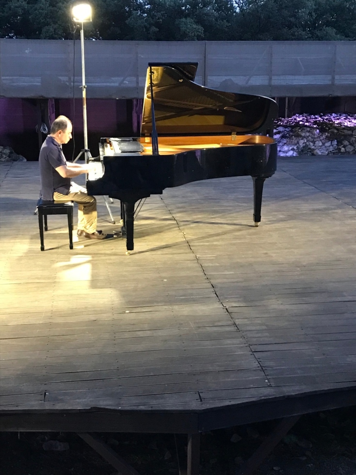 Ρεσιτάλ του μαθηματικού και πιανίστα Ανδρέα Παπασαλούρου στο Festum π 2022