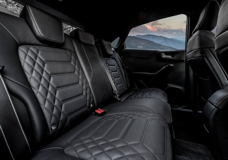 Το Ford Puma στην έκδοση ST-Line V είναι ακόμα πιο εθιστικό.