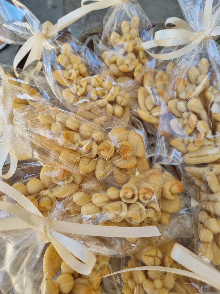 Αμυγδαλωτά