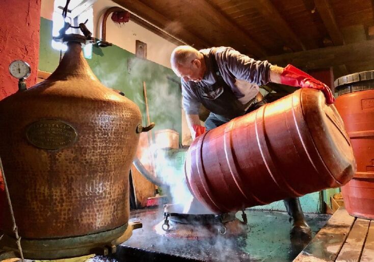 Η Πάρος «από μέσα» στο καινούργιο βιβλίο του Γιώργου Πίττα