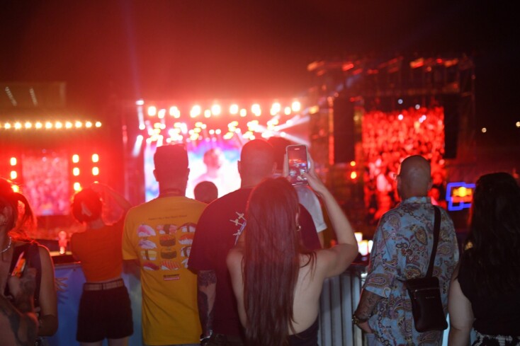 Από το μπαλκόνι του opaponline.gr