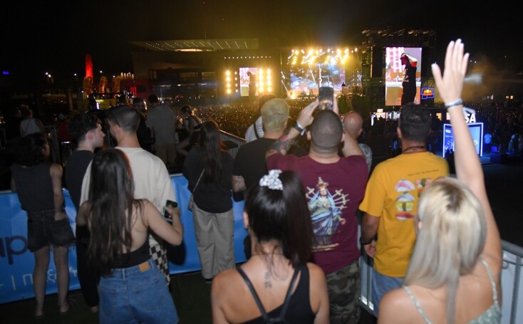 Από το μπαλκόνι του opaponline.gr