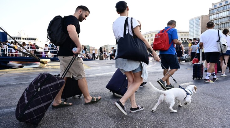 Η «Μεγάλη Έξοδος» του Αυγούστου σε εικόνες