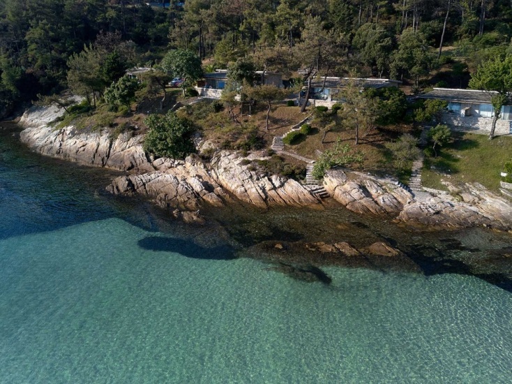 Makryammos Bungalows, οι παραθαλάσσιες σουίτες 