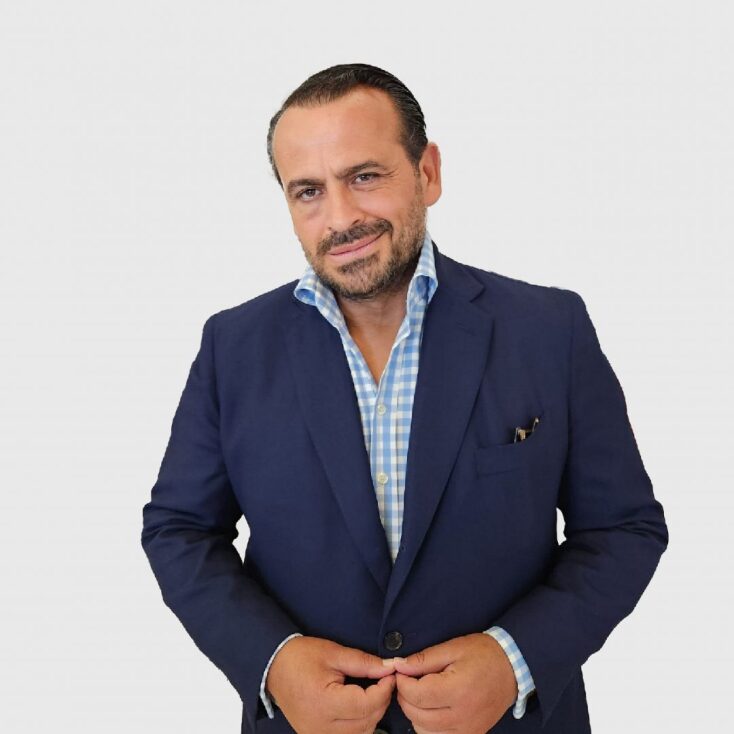 Ποια είναι τα πιο γνωστά πρόσωπα στο ψηφοδέλτιο του Κώστα Μπακογιάννη