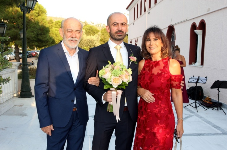 Η Λιζέτα Νικολάου με τον Γιώργο Λιάνη και τον γιο τους, Αλέξανδρο