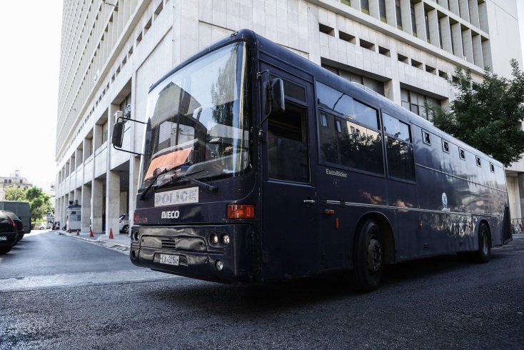 Νέα Φιλαδέλφεια: Σε εξέλιξη οι απολογίες των κατηγορούμενων για τη δολοφονική επίθεση - Τι ισχυρίζονται - Τα επόμενα βήματα της ανακριτικής διαδικασίας.