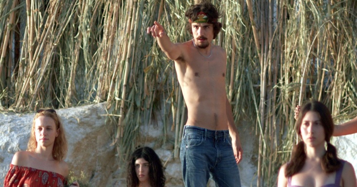 «Η παραλία»: Φωτογραφίες στα Μάταλα από τα γυρίσματα της νέας σειράς της ΕΡΤ - Γνωρίστε τους πρωταγωνιστικούς ρόλους και την υπόθεση.