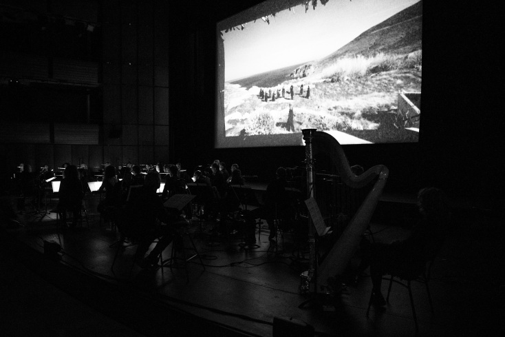 Γιώργος Λάνθιμος: Η «Βληχή» στο Φεστιβάλ Κινηματογράφου της Νέας Υόρκης - Αμερικανική πρεμιέρα συνοδεία μουσικών συνόλων για τη συμπαραγωγή της ΕΛΣ και του ΝΕΟΝ