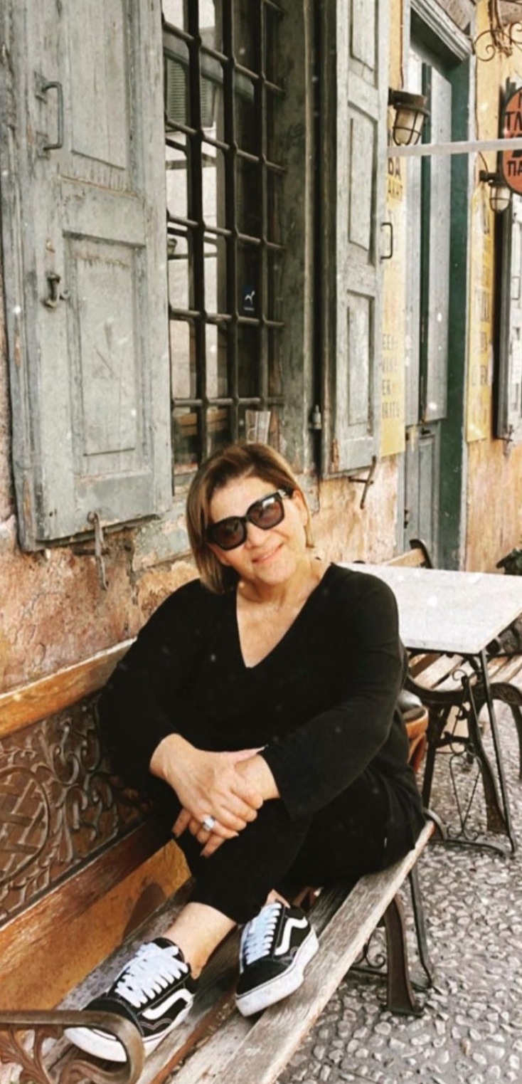 Γιώτα Νέγκα: Η τραγουδίστρια απαντά σε 33 ερωτήσεις για την Αθήνα