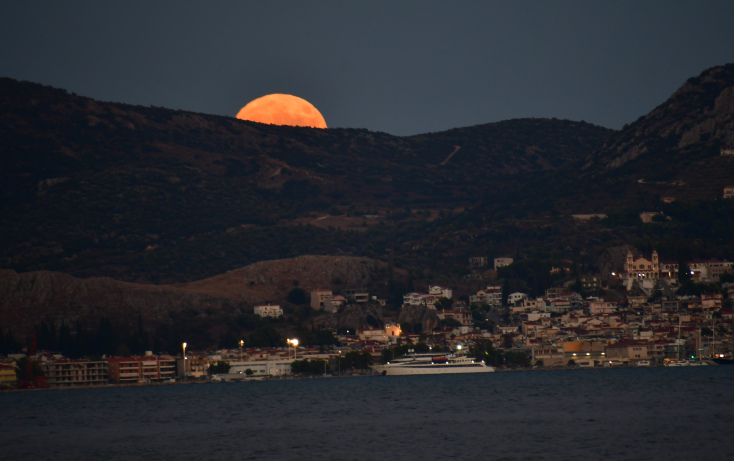 ΝΑΥΠΛΙΟ Η ΥΠΕΡΠΑΝΣΕΛΗΝΟΣ ΤΟΥ ΑΥΓΟΥΣΤΟΥ