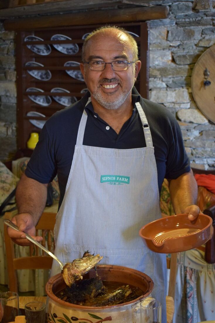 Γιώργος Ναρλής