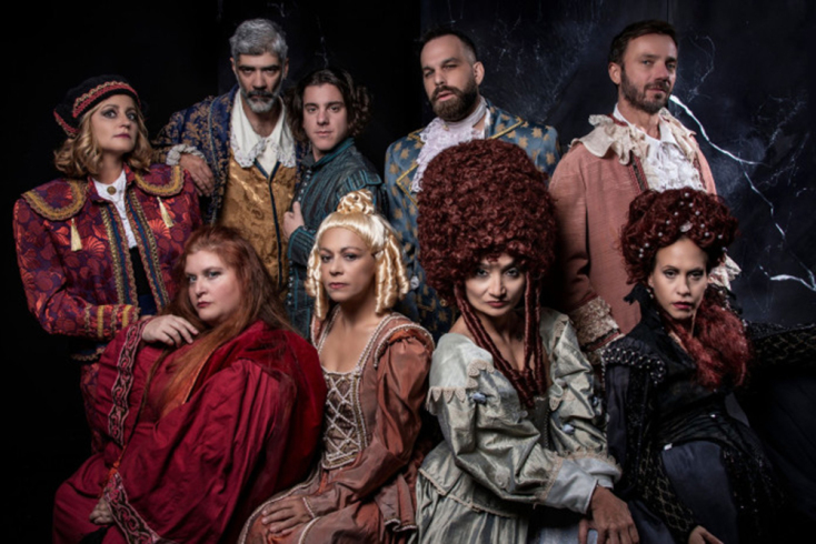 Η Κική Μαυρίδου στην παράσταση «Elizadeath», σε σκηνοθεσία Δ. Καρατζιά