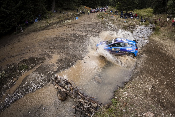 ΕΚΟ Ράλλυ Ακρόπολις: ο Rovanpera στην 1η θέση, οδεύοντας προς το πρωτάθλημα οδηγών