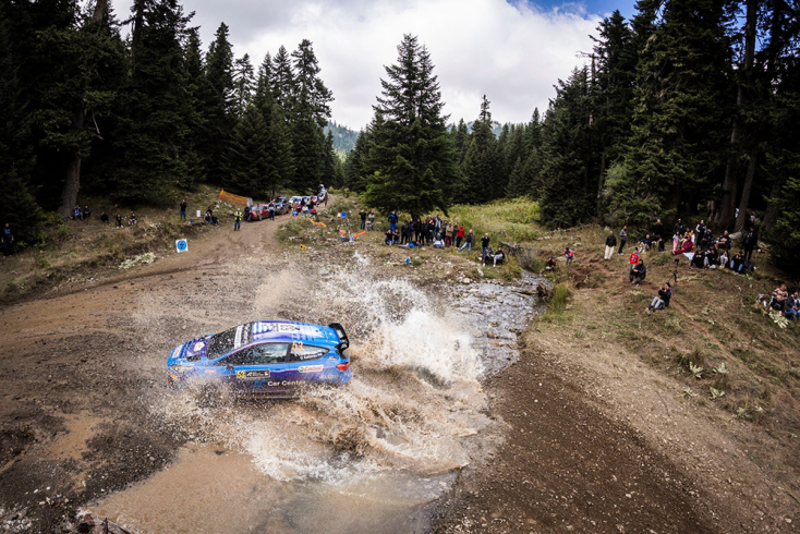 Η Athens Voice στο Ράλλυ Ακρόπολις 2023: Γλυκόπικρη γεύση στο φινάλε για τους Καρανικόλα-Κακαβά με το Ford Fiesta του Car Center 