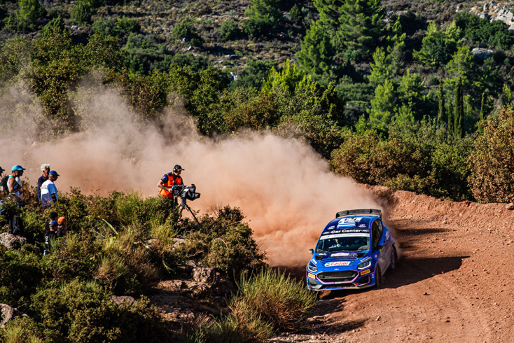 Η Athens Voice στο Ράλλυ Ακρόπολις 2023: Γλυκόπικρη γεύση στο φινάλε για τους Καρανικόλα-Κακαβά με το Ford Fiesta του Car Center 