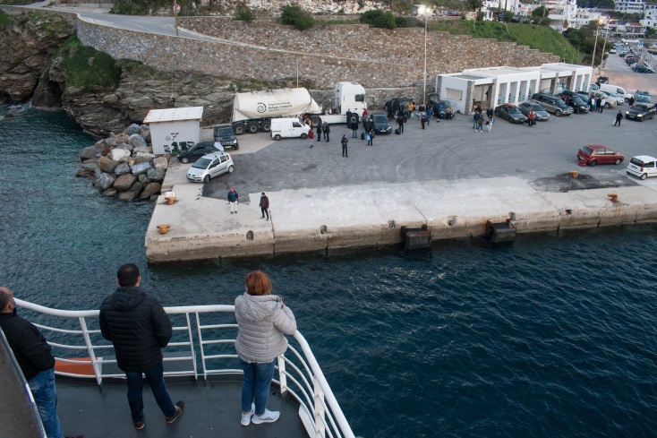 Έκθεση φωτογραφίας στον νέο χώρο της Luz Visual Studies - Είκοσι νέοι δημιουργοί παρουσιάζουν τη δουλειά τους - Περιηγηθήκαμε στο υλικό της έκθεσης «EXI(S)T».