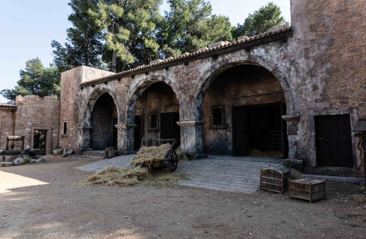 Σκηνικά από τη Μάγισσα