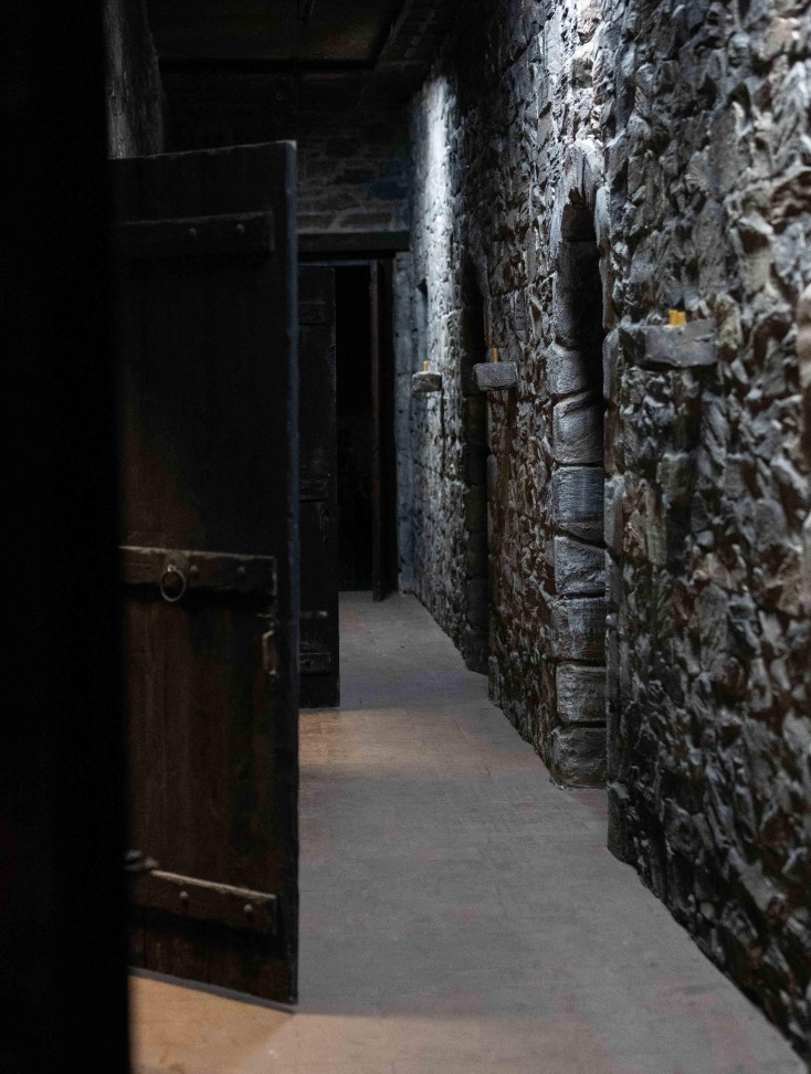 Σκηνικά από τη Μάγισσα