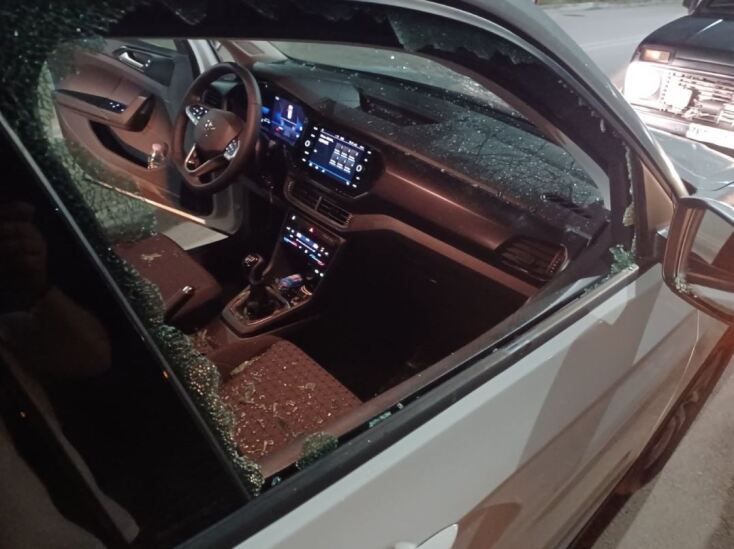 Άγνωστοι έσπασαν τα τζάμια στο αυτοκίνητο του Δημάρχου Λαμίας