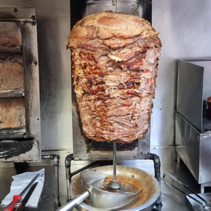 «Γύρος στα κάρβουνα ο Σπύρος» 