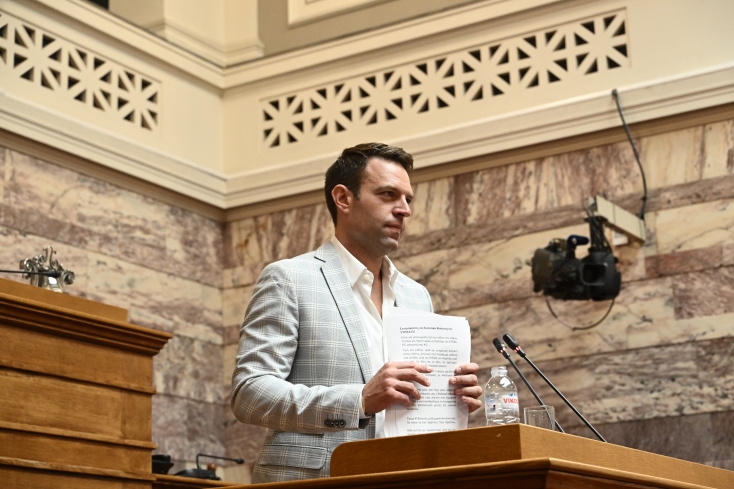 Στιγμιότυπα από τη συνεδρίαση της ΚΟ του ΣΥΡΙΖΑ στη Βουλή