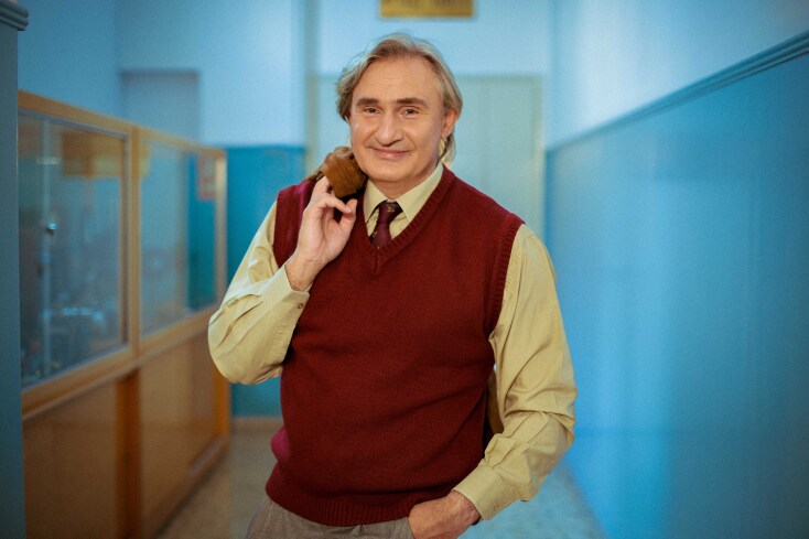 Ο Άκης Σακελλαρίου στην παράσταση «Ο Κύκλος των χαμένων ποιητών» 