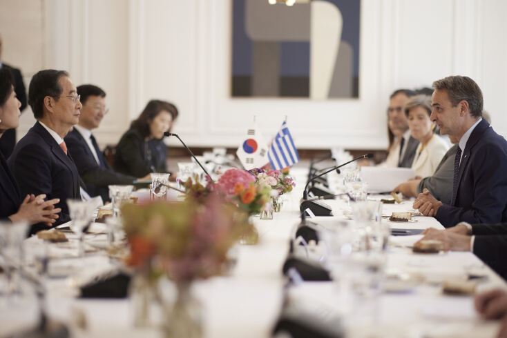 Ο Κυριάκος Μητσοτάκης συναντήθηκε με τον Κορεάτη πρωθυπουργό Han Duck-soo