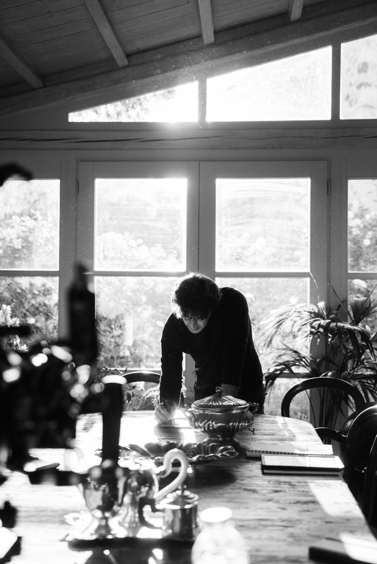 Backstage βίντεο από τα γυρίσματα του «Maestro»