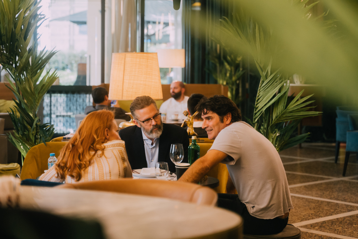 Backstage βίντεο από τα γυρίσματα του «Maestro»