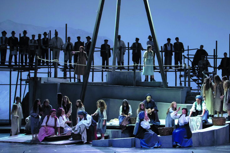 Η «Φόνισσα» του Γιώργου Κουμεντάκη σημείωσε ιδιαίτερη καλλιτεχνική και εισπρακτική επιτυχία στην πρώτη παγκόσμια παρουσίαση της, τον Νοέμβριο του 2014, καθώς σεβάστηκε το παπαδιαμαντικό σύμπαν, ενώ δημιούργησε και έναν νέο μουσικό κόσμο για μια απρόσμενη, αλλά αρχετυπική οπερατική ηρωίδα: την Φραγκογιαννού.