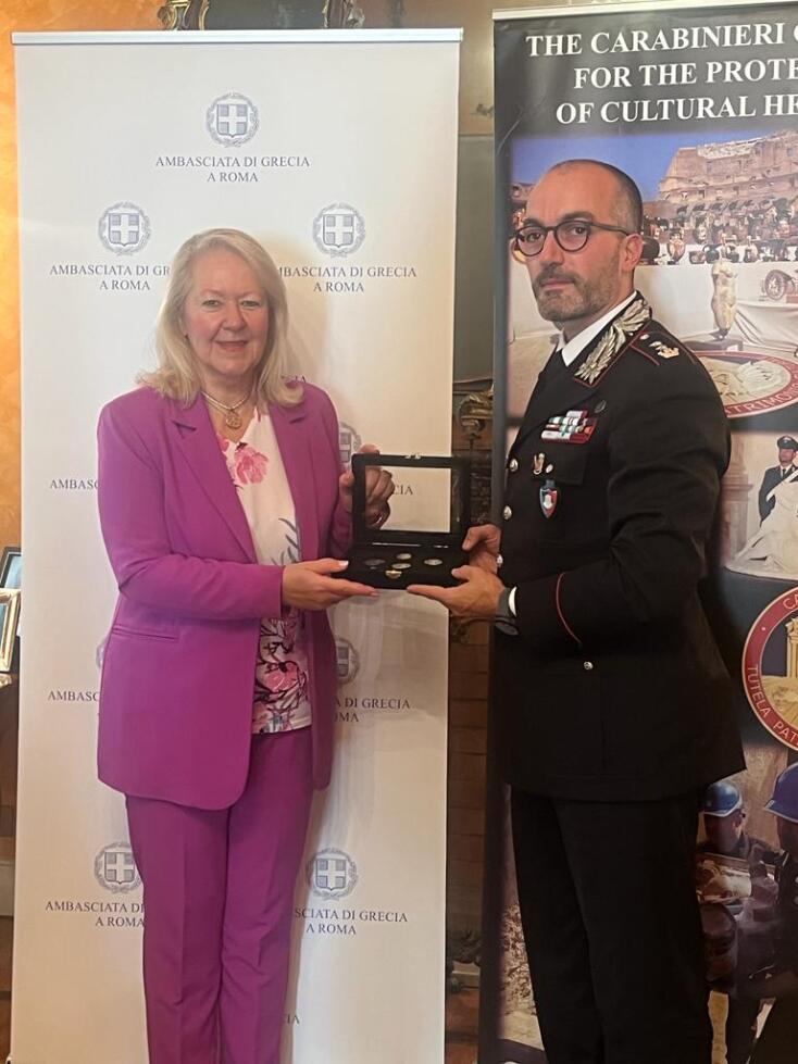 «Πρόκειται για μία ιδιαίτερα σημαντική κίνηση, η οποία επιβεβαιώνει τη στενότατη συνεργασία μεταξύ των ελληνικών και ιταλικών Αρχών στον τομέα της προστασίας της πολιτιστικής κληρονομιάς