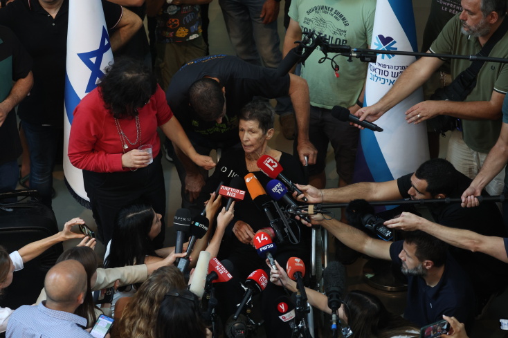 «Με πήραν όμηρο, δεν υπήρχε διάκριση μεταξύ ηλικιωμένων και νέων. Ήταν πολύ οδυνηρό»