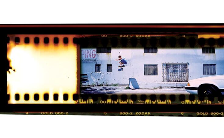 «Skateboard»: Εγκαινιάστηκε η έκθεση στο Design Museum του Λονδίνου - 90 σπάνιες και ξεχωριστές σανίδες ιχνηλατούν τη σχεδιαστική ιστορία του αθλήματος.