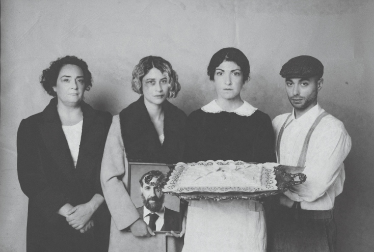 Ο Θανάσης Ζερίτης μας συστήνει την "Κακούργα πεθερά" της Νεφέλης Μαϊστράλη