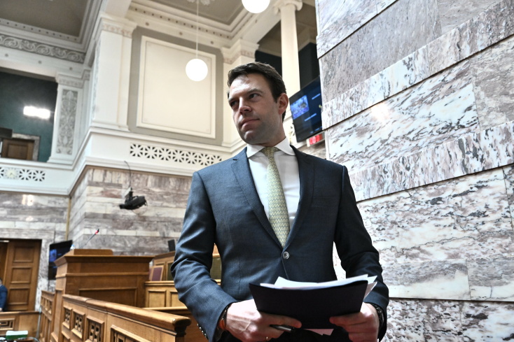 «Απαράδεκτο» χαρακτήρισε ο κ. Κασσελάκης το νομοσχέδιο για την επιλογή των διοικήσεων του δημοσίου