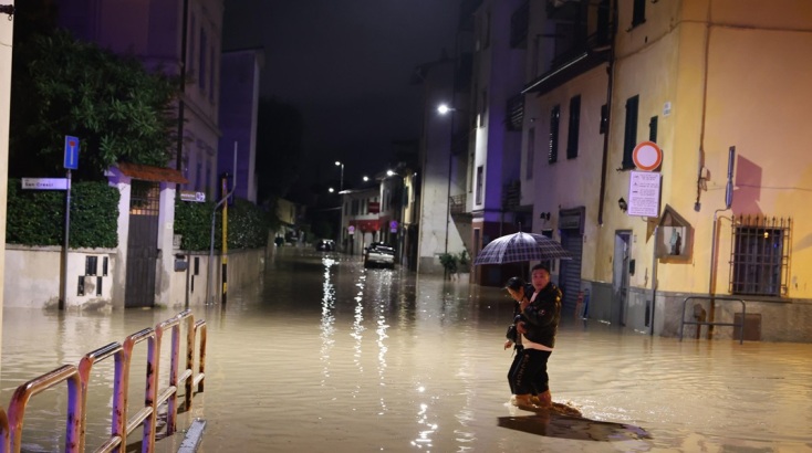Ιταλία: 6 νεκροί από την κακοκαιρία - Χιλιάδες νοικοκυριά χωρίς ηλεκτροδότηση