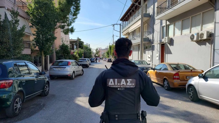 Εντοπίστηκε εκρηκτικός μηχανισμός έξω από σπίτι αστυνομικού στο Μενίδι