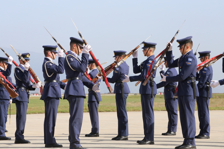 Σήμερα 8 Νοεμβρίου γιορτάζει ο προστάτης της Πολεμικής Αεροπορίας, Αρχάγγελος Μιχαήλ,