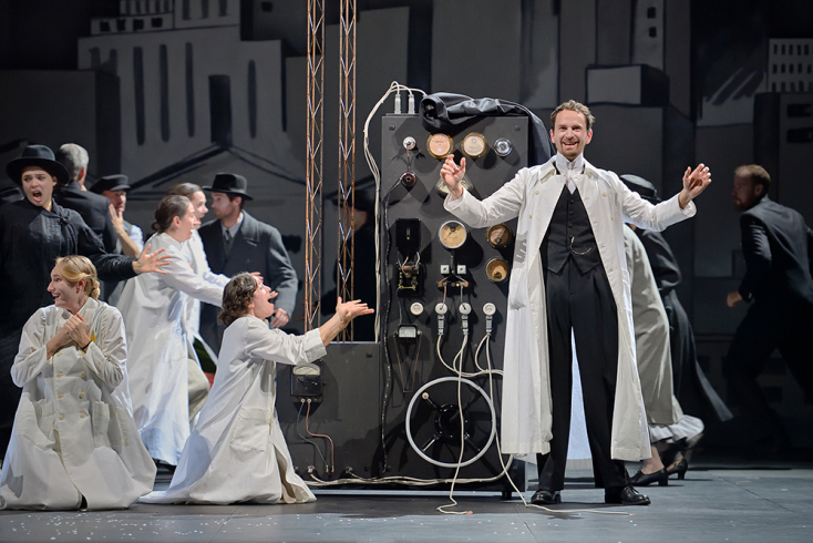 «Οι αστραπές» στην ΕΛΣ