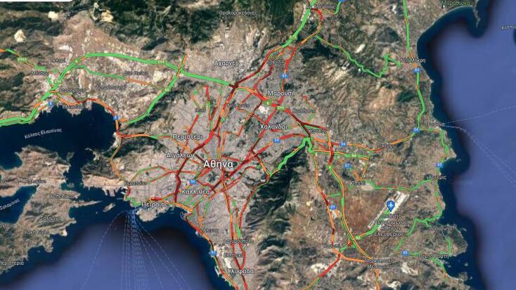 Άνοιξαν οι ουρανοί στην Αττική - «Κόλαση» στους δρόμους της Αθήνας