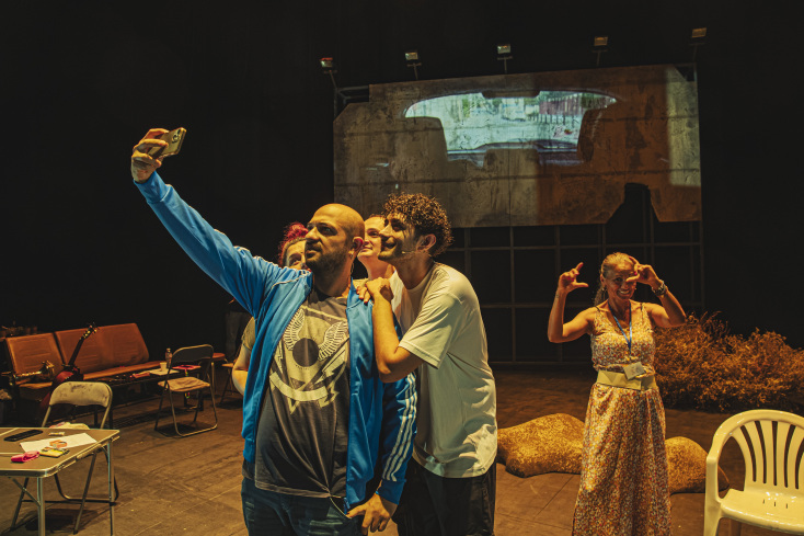 Γιώργος Βιλανάκης και Αβραάμ Γκουτζελούδης στο «Romáland – Mια φορά κι έναν καιρό ήταν και δεν ήταν»