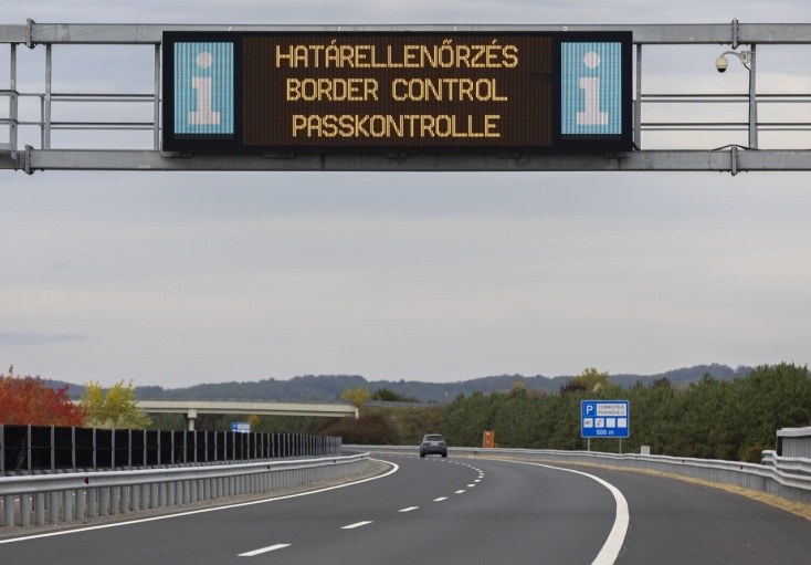 ΕΕ: H Κομισιόν θα χρηματοδοτήσει με 250 εκατ. ευρώ, την ενίσχυση των συστημάτων προστασίας των συνόρων, υποδοχής και ασύλου στην Ευρωπαϊκή Ένωση.