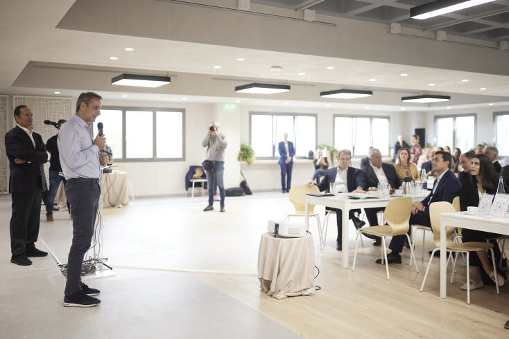 Κυριάκος Μητσοτάκης: Επίσκεψη στην Κερατέα και στην ELPEN - Εύσημα στην ελληνική φαρμακευτική βιομηχανία