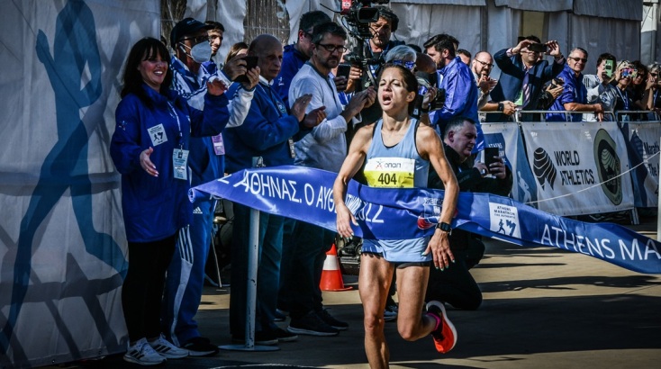 Κατάθεση ψυχής από την περσινή νικήτρια του Μαραθωνίου για τη «μάχη» με τον καρκίνο: «Κοίταζα το παιδί μου και έπαιρνα δύναμη»