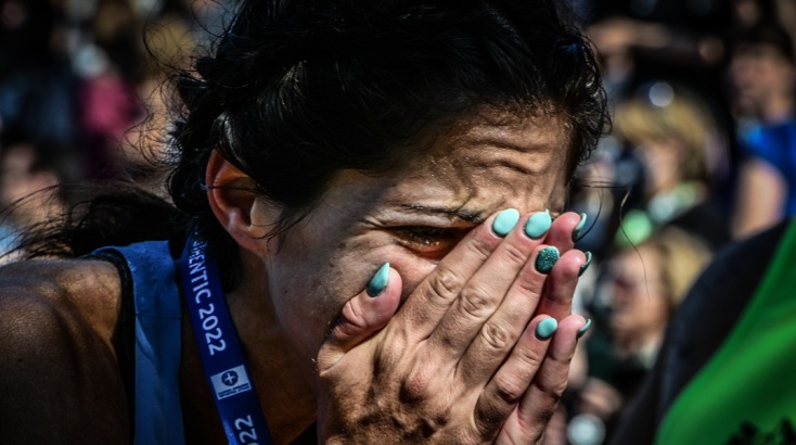 Κατάθεση ψυχής από την περσινή νικήτρια του Μαραθωνίου για τη «μάχη» με τον καρκίνο: «Κοίταζα το παιδί μου και έπαιρνα δύναμη»