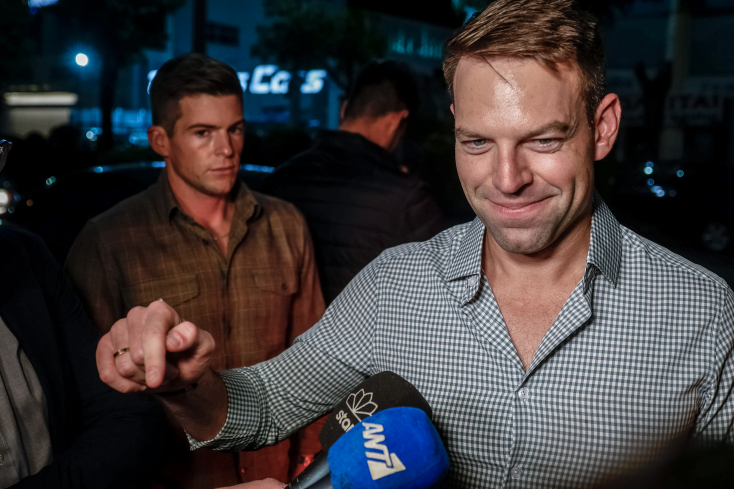 Τα κλικ από το δείπνο Κασσελάκη με Τάιλερ και στελέχη του ΣΥΡΙΖΑ, λίγο πριν τη μάχη της Κεντρικής Επιτροπής