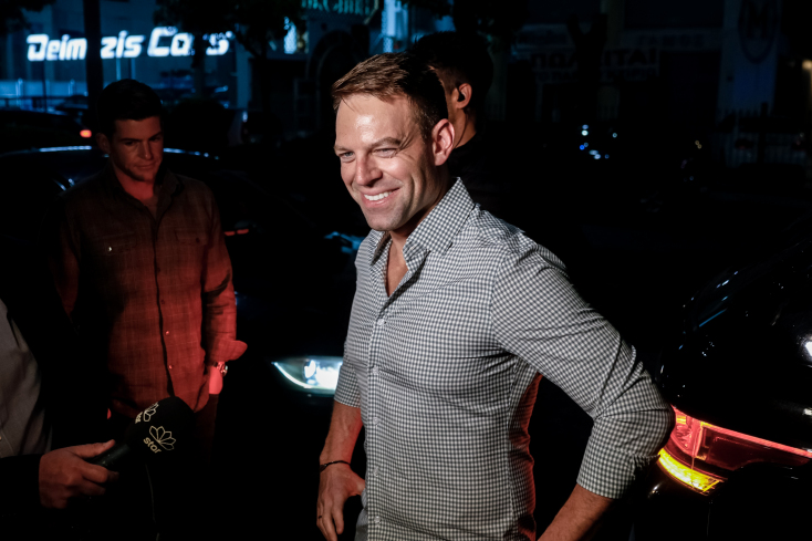 Τα κλικ από το δείπνο Κασσελάκη με Τάιλερ και στελέχη του ΣΥΡΙΖΑ, λίγο πριν τη μάχη της Κεντρικής Επιτροπής